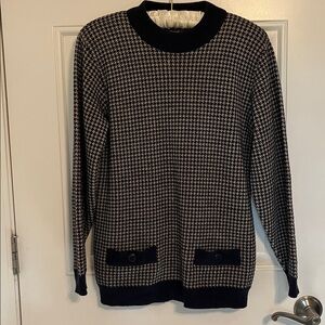 Pendleton Black and Tan Houndstooth Sweater Petite Small